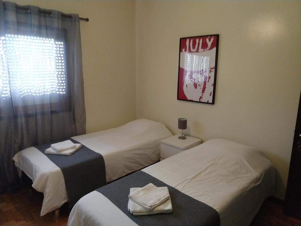 Entre Amigos Hostel Порто Екстериор снимка