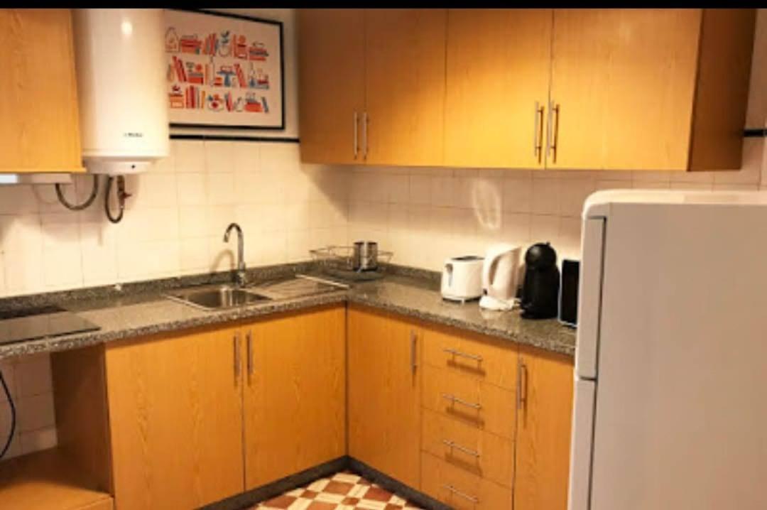 Entre Amigos Hostel Порто Екстериор снимка