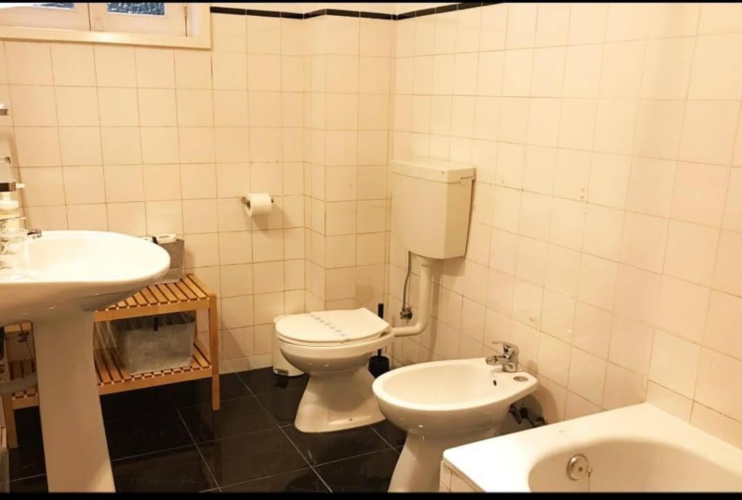 Entre Amigos Hostel Порто Екстериор снимка