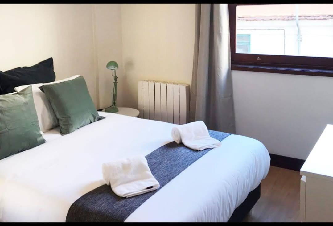 Entre Amigos Hostel Порто Екстериор снимка
